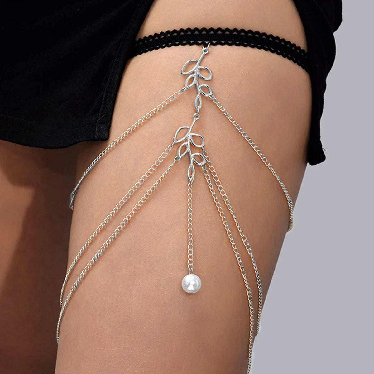 Velvra Leg Chain